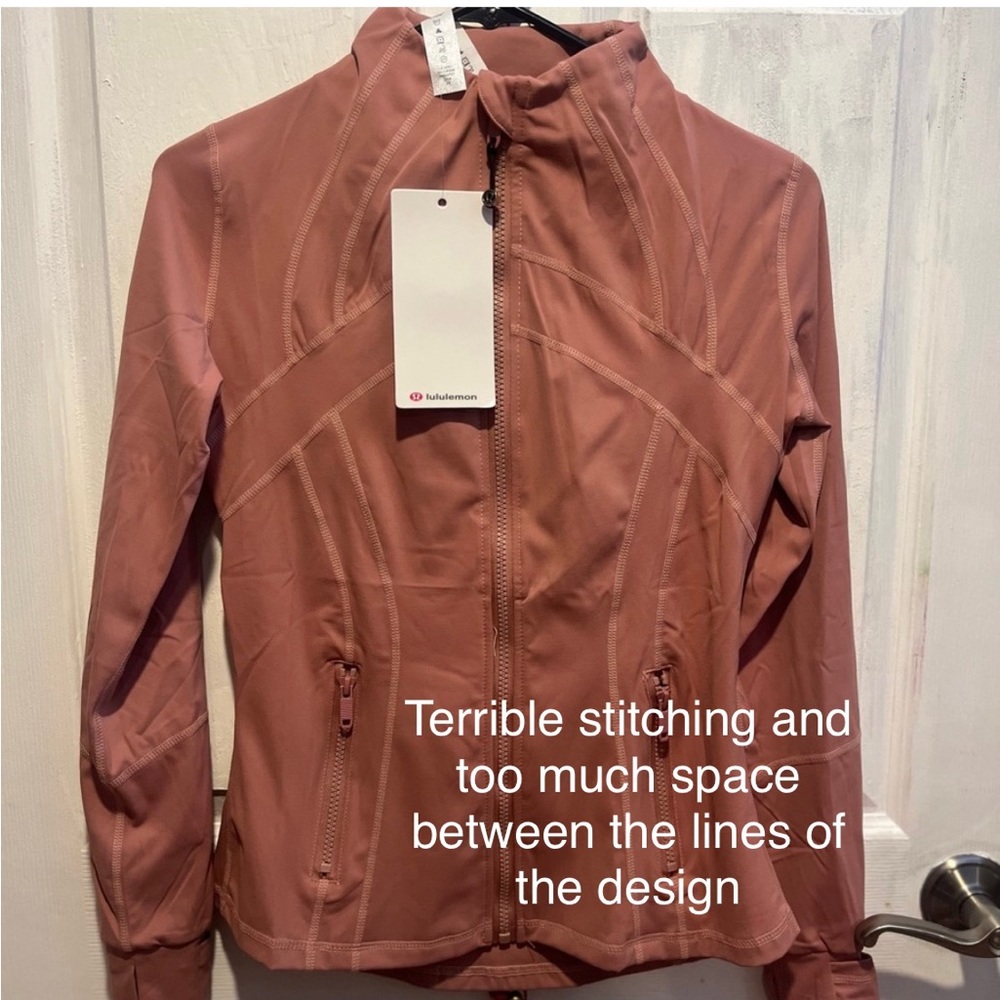 How to spot fake Lululemon - Picture 4 of 12